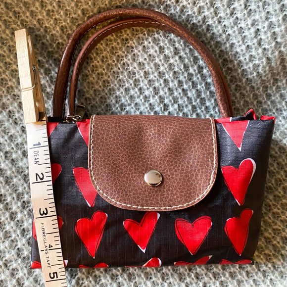 Hearts Foldable Nylon Zipper Purse Tote with Faux Leather Handles - Picture 7 of 8